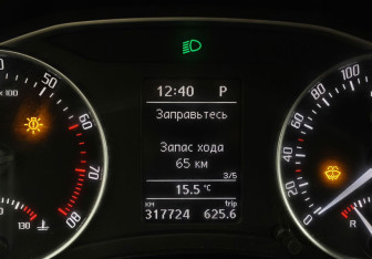Подержанный автомобиль Skoda Octavia Liftback 2012 года (16 фото)