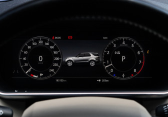 Подержанный автомобиль Land Rover Discovery 2018 года (29 фото)