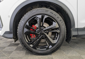 Подержанный автомобиль Geely Coolray 2024 года (14 фото)