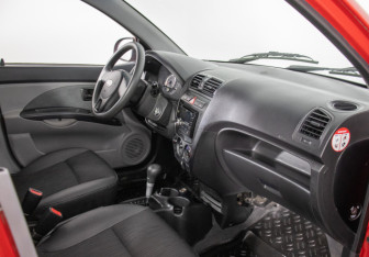 Подержанный автомобиль Kia Picanto 2010 года (10 фото)
