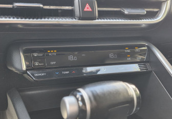 Подержанный автомобиль Kia K5 2020 года (14 фото)