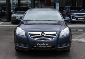 Подержанный автомобиль Opel Insignia Liftback 2013 года (2 фото)