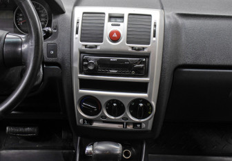 Подержанный автомобиль Hyundai Getz 2008 года (15 фото)