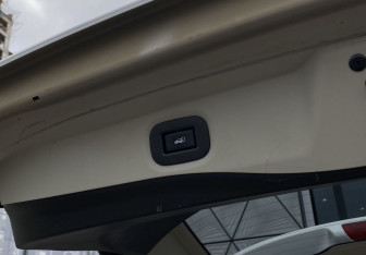 Подержанный автомобиль Nissan X-Trail 2019 года (11 фото)