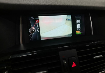 Подержанный автомобиль BMW X4 2016 года (16 фото)