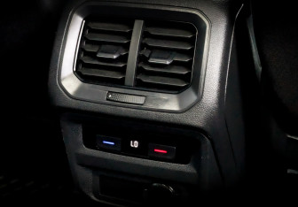 Подержанный автомобиль Volkswagen Tiguan 2021 года (29 фото)