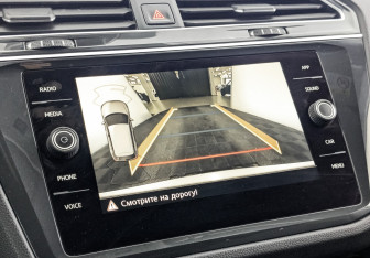 Подержанный автомобиль Volkswagen Tiguan 2019 года (26 фото)