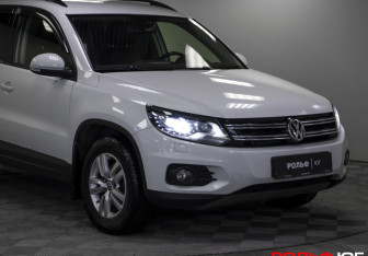 Подержанный автомобиль Volkswagen Tiguan 2014 года (17 фото)