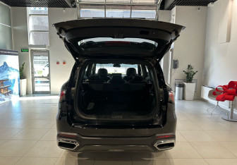Подержанный автомобиль Geely Okavango 2024 года (7 фото)