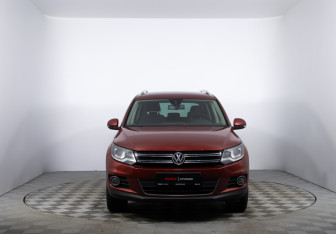 Подержанный автомобиль Volkswagen Tiguan 2014 года (2 фото)