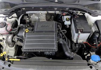 Подержанный автомобиль Skoda Octavia Liftback 2019 года (9 фото)