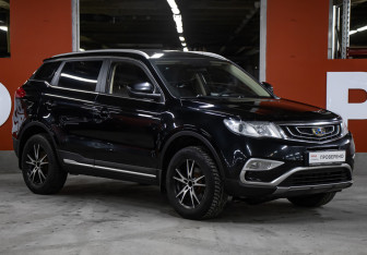 Подержанный автомобиль Geely Atlas 2020 года (3 фото)