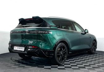 Подержанный автомобиль Voyah Free 2023 года (5 фото)