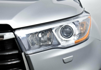 Подержанный автомобиль Toyota Highlander 2015 года (7 фото)