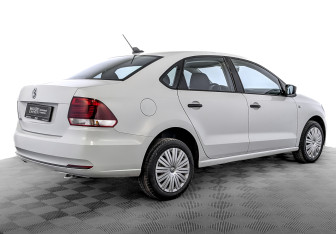 Подержанный автомобиль Volkswagen Polo Sedan 2019 года (5 фото)