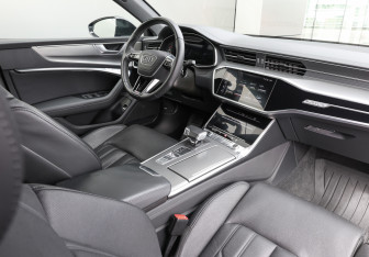 Подержанный автомобиль Audi A7 2021 года (9 фото)