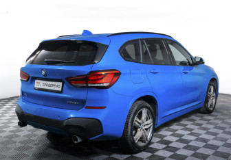 Подержанный автомобиль BMW X1 2020 года (5 фото)