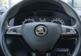 Подержанный автомобиль Skoda Karoq 2020 года (13 фото)