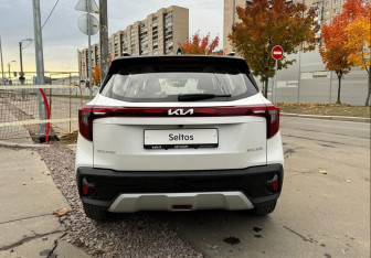 Новый Kia Seltos 2025 (8 фото)