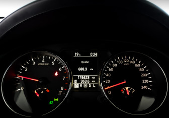 Подержанный автомобиль Nissan Qashqai 2013 года (13 фото)