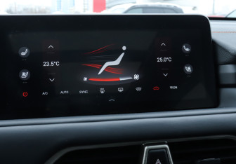 Подержанный автомобиль Exeed TXL 2023 года (21 фото)