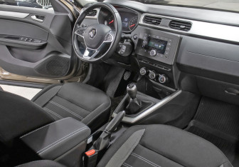 Подержанный автомобиль Renault Arkana 2021 года (11 фото)