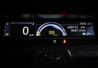 Подержанный автомобиль Renault Scenic 2012 года (16 фото)