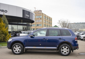 Подержанный автомобиль Volkswagen Touareg 2008 года (8 фото)