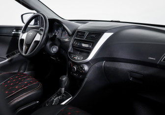 Подержанный автомобиль Hyundai Solaris Sedan 2013 года (9 фото)