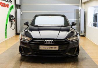 Подержанный автомобиль Audi A7 2019 года (2 фото)