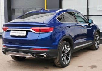 Подержанный автомобиль Geely Tugella 2022 года (5 фото)