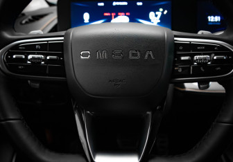 Подержанный автомобиль Omoda S5 GT 2023 года (10 фото)