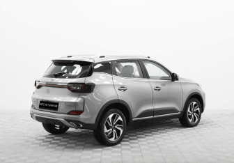 Подержанный автомобиль Kaiyi X3 Pro 2023 года (5 фото)