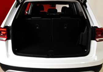 Подержанный автомобиль Volkswagen Teramont 2018 года (23 фото)