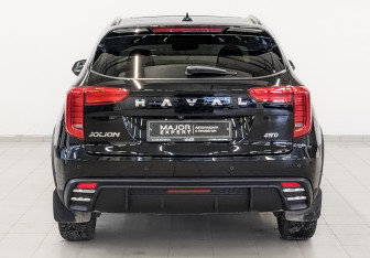 Подержанный автомобиль Haval Jolion 2024 года (6 фото)