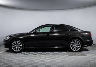 Подержанный автомобиль Audi A6 Sedan 2015 года (8 фото)