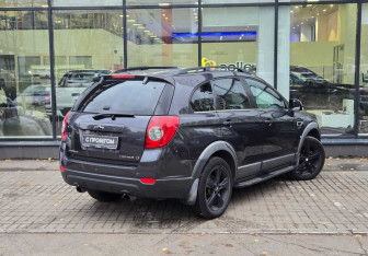 Подержанный автомобиль Chevrolet Captiva 2013 года (8 фото)