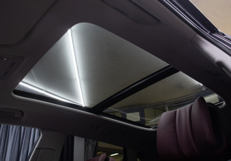 Подержанный автомобиль Hongqi HS5 2023 года (21 фото)