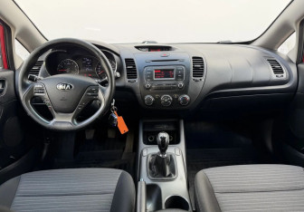 Подержанный автомобиль Kia Cerato Sedan 2014 года (9 фото)