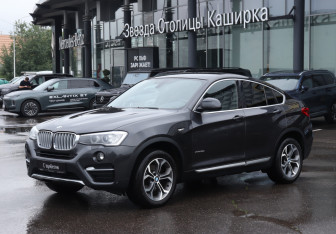 Подержанный автомобиль BMW X4 2017 года (1 фото)
