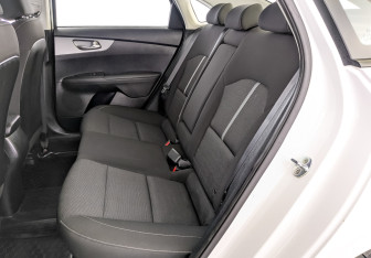 Подержанный автомобиль Kia Cerato Sedan 2020 года (12 фото)