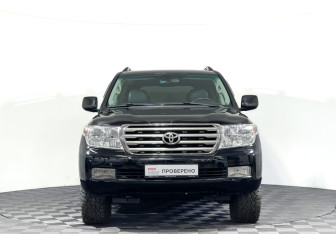 Подержанный автомобиль Toyota Land Cruiser Suv 2009 года (2 фото)