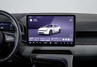 Подержанный автомобиль Zeekr 001 2023 года (13 фото)