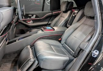 Подержанный автомобиль Mercedes-Benz Maybach GLS 2021 года (12 фото)