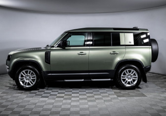 Подержанный автомобиль Land Rover Defender Suv 2020 года (8 фото)