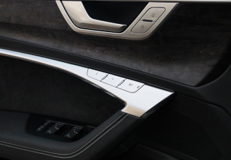 Подержанный автомобиль Audi A7 2020 года (16 фото)