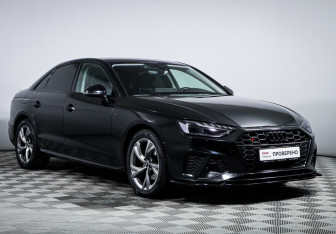 Подержанный автомобиль Audi A4 Sedan 2021 года (3 фото)