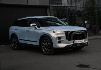 Подержанный автомобиль Jaecoo J7 2023 года (3 фото)