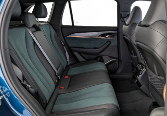 Новый Geely Monjaro 2024 (12 фото)