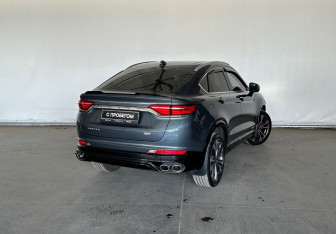 Подержанный автомобиль Geely Tugella 2023 года (4 фото)